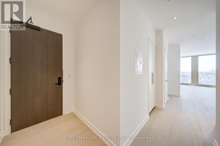 Property Photo:  1315 Bay Street 1202  ON M5R 0E4 