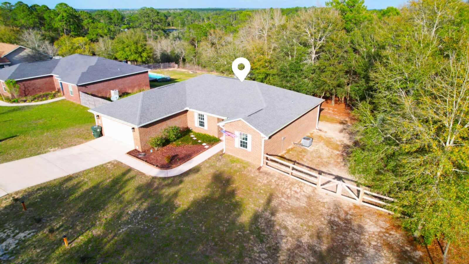 Property Photo: 41 S Hidden Lakes Trail FL 32433