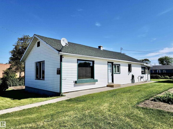 3602-3605 Main Street — photo 1