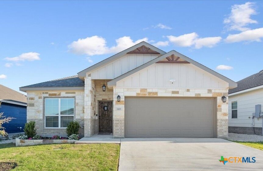 Property Photo:  1418 Curlew Lane  TX 76502 