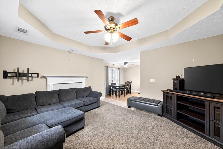 Property Photo: 1712 12th Place AL 36867