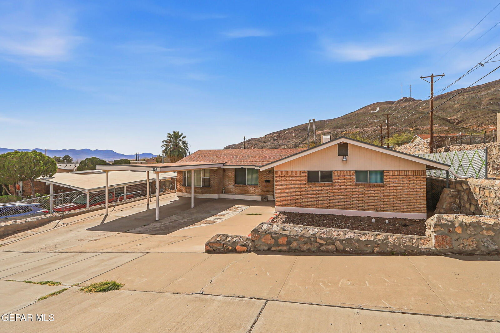 Property Photo: 1269 Dakota Street TX 79930