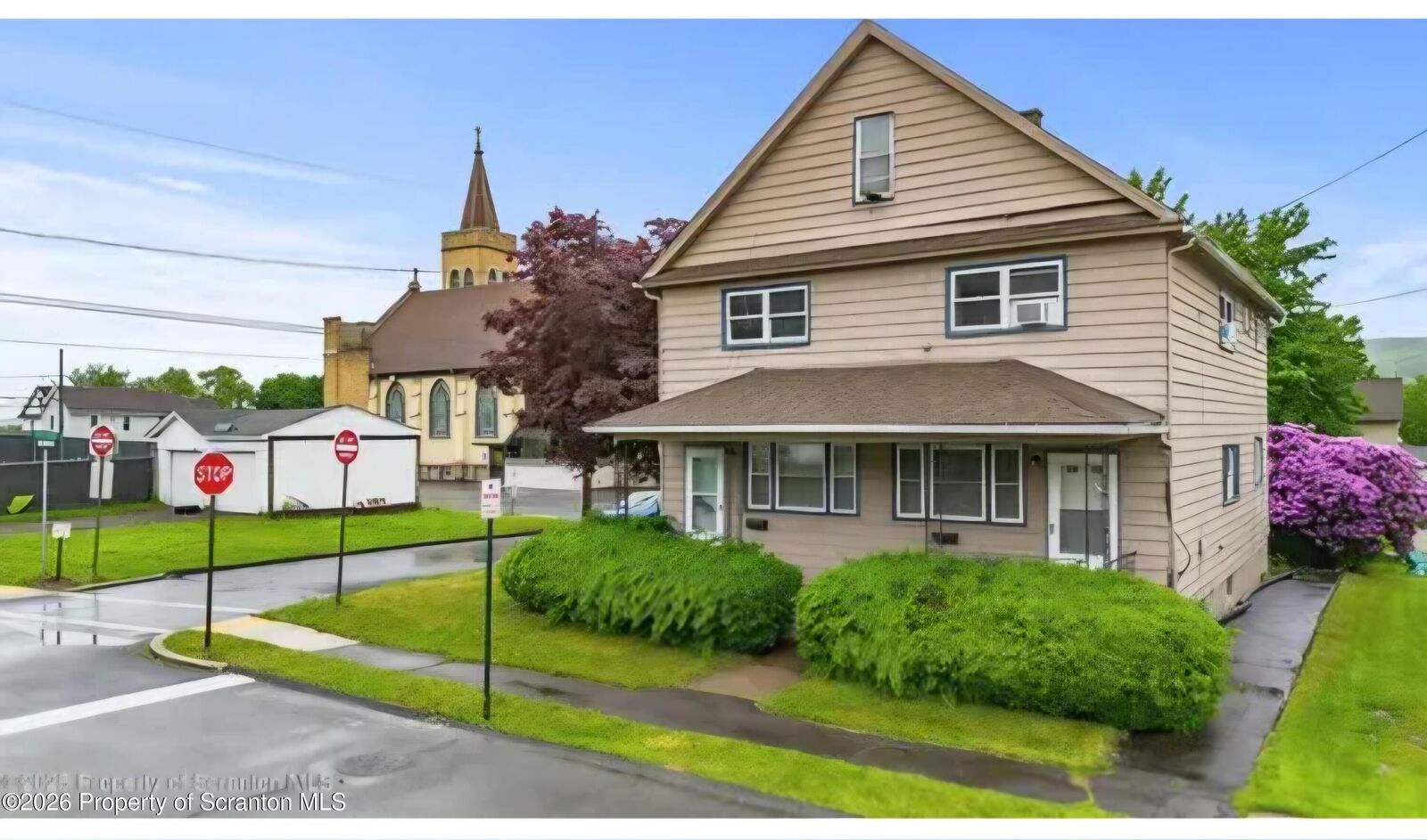 Property Photo:  215 Bellman Street 1st Floor  PA 18512 