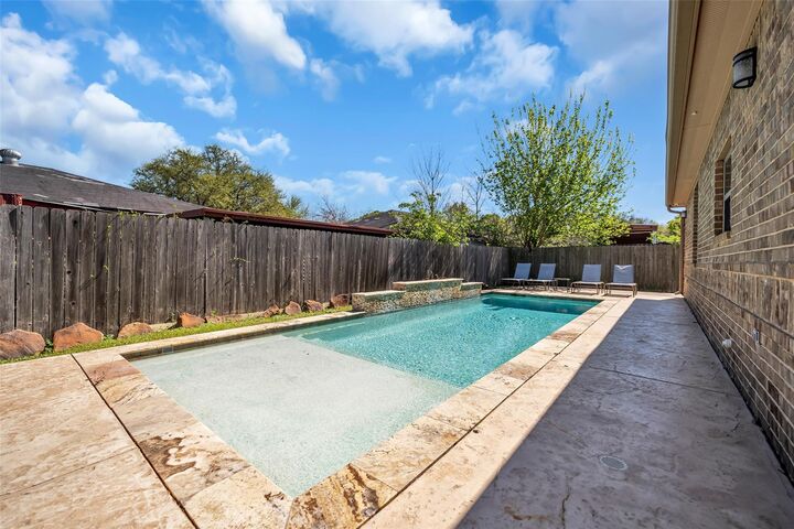 Property Photo:  4818 Briscoe Street  TX 77033 