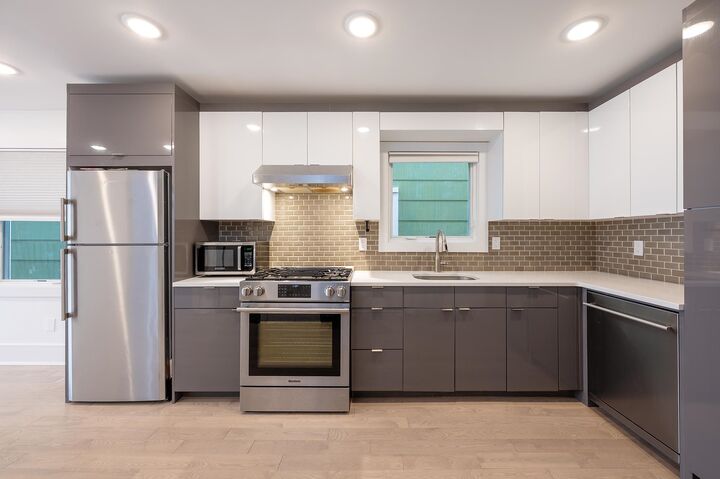 Property Photo:  309 Palisade Ave 2  NJ 07087 