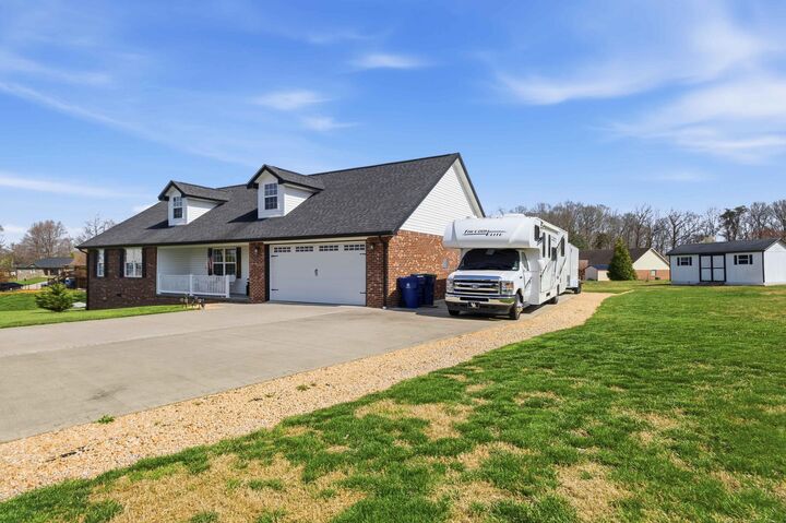 Property Photo:  517 Whisper Woods Drive  KY 42503 