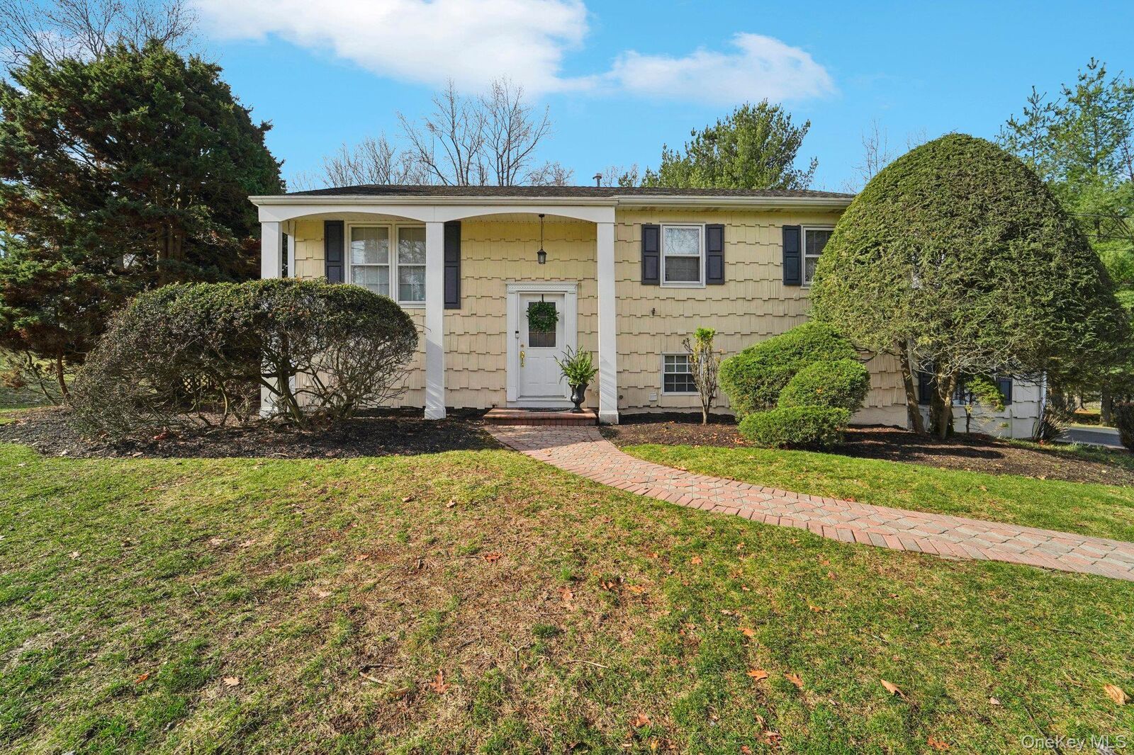 Property Photo:  551 Westfield Drive  NY 10989 