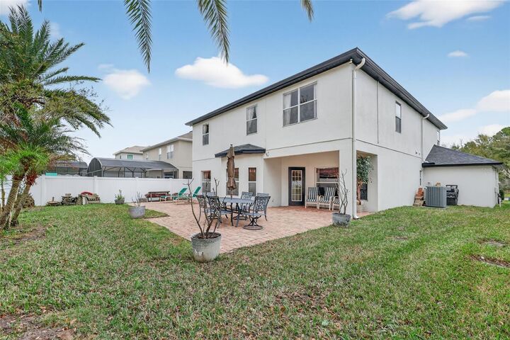 Property Photo:  17756 Sterling Pond Lane  FL 32820 