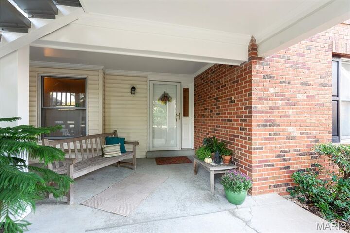 Property Photo:  7356 Whitehall Colonial Lane  MO 63119 