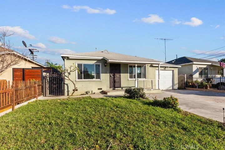 Property Photo:  604 S Greenwood  CA 90640 