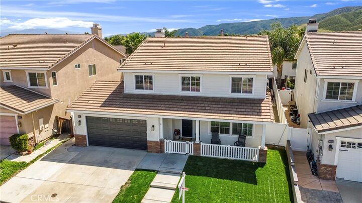 Property Photo: 23831 Cloverleaf CA 92562