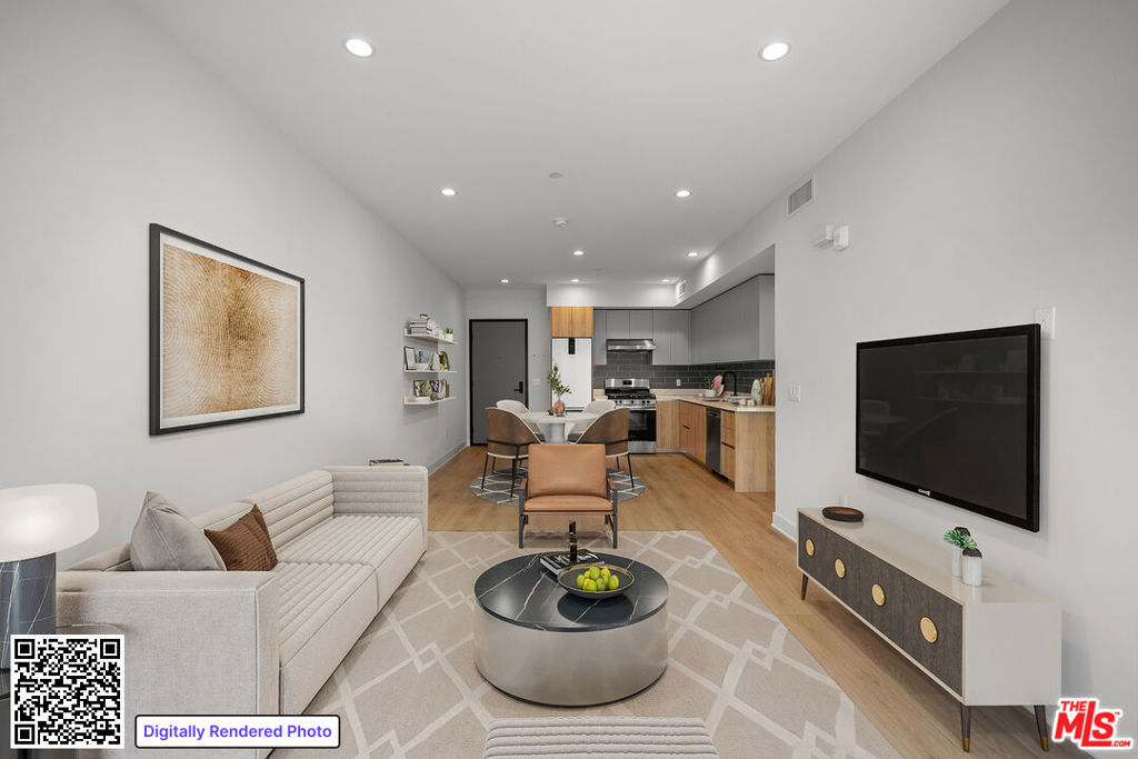 Property Photo:  1530 S Hayworth Avenue 203  CA 90035 