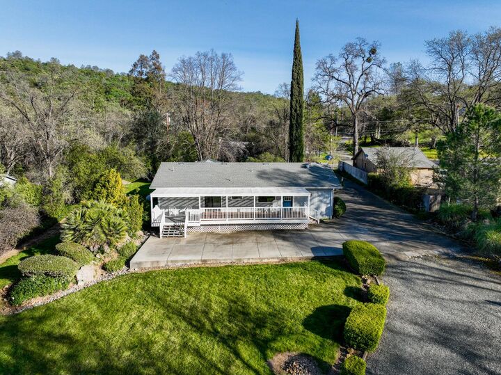 Property Photo:  10550 Mooney Flat Road  CA 95977 