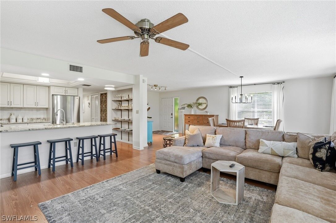 Property Photo:  3300 Binnacle Drive 102  FL 34103 