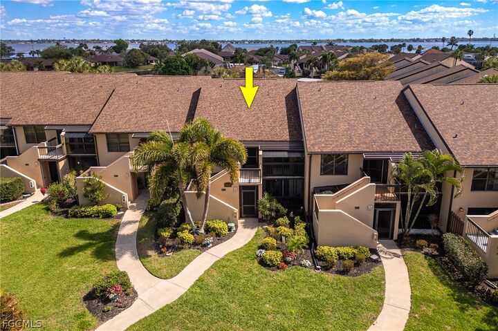 Property Photo:  15448 Admiralty Circle 9  FL 33917 