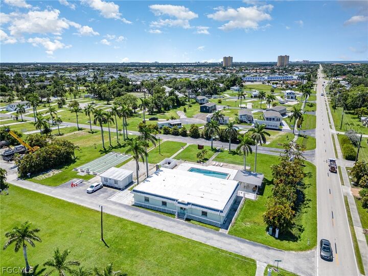 Property Photo:  27 Cottonwood Drive  FL 33908 