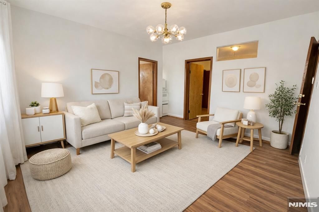 Property Photo:  102 Union Street 2A  NJ 07105 