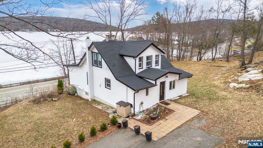 Property Photo: 677 Warwick Turnpike NJ 07421