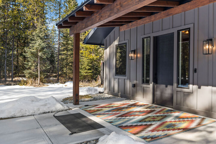 Property Photo:  757 Lodgepole Road  MT 59937 