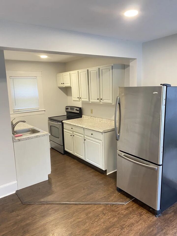 Property Photo:  196 North State Street  NH 03301 