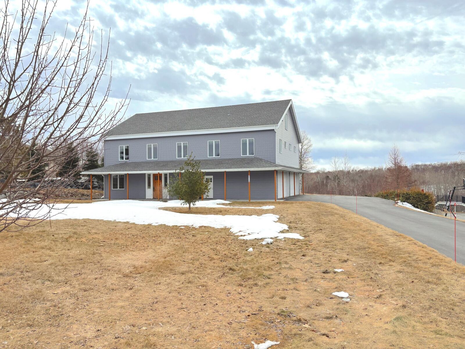 Property Photo: 2718 Northridge Drive MN 55811