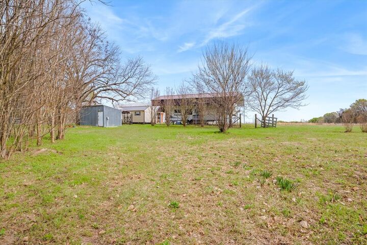 Property Photo:  2027 Vz County Road 3104  TX 75117 