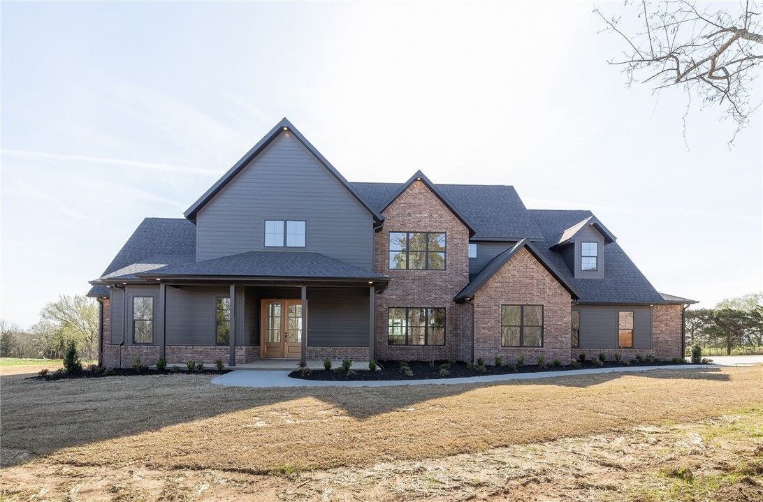 Property Photo:  18488 Lake Sequoyah Road  AR 72701 