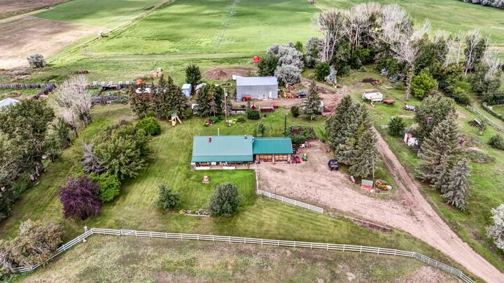 12228 Range Road 64 — photo 1