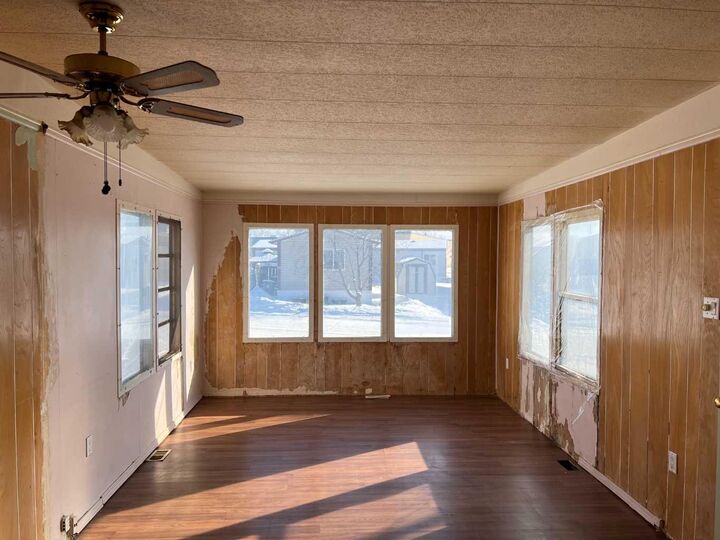 Photo de la propriété:  8060 100 Street 52  AB T8V 2N9 