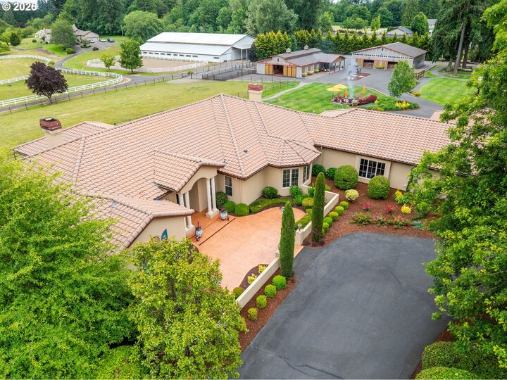 Property Photo: 19609 NE 35th Ct WA 98642