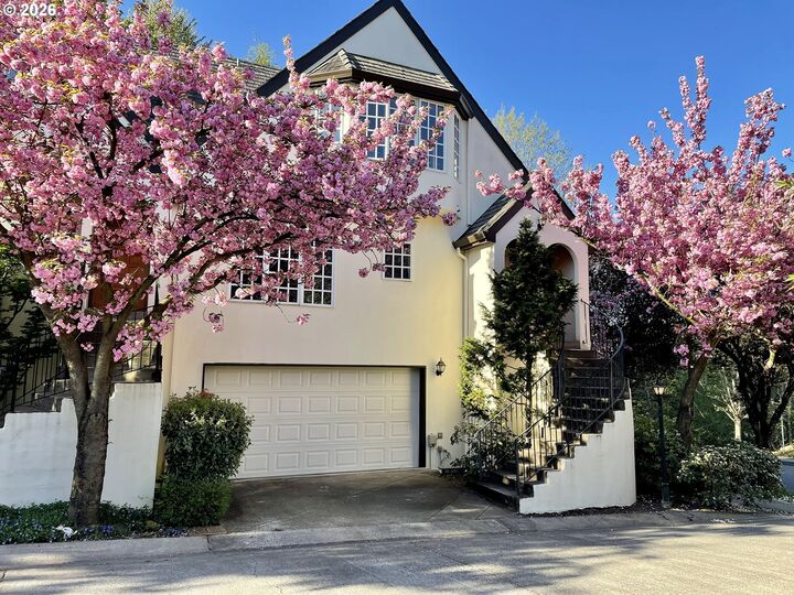 Property Photo:  9950 NW Abbey Rd  OR 97229 