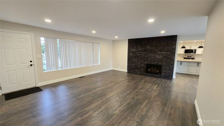 Property Photo:  1815  116th Avenue NE  WA 98004 