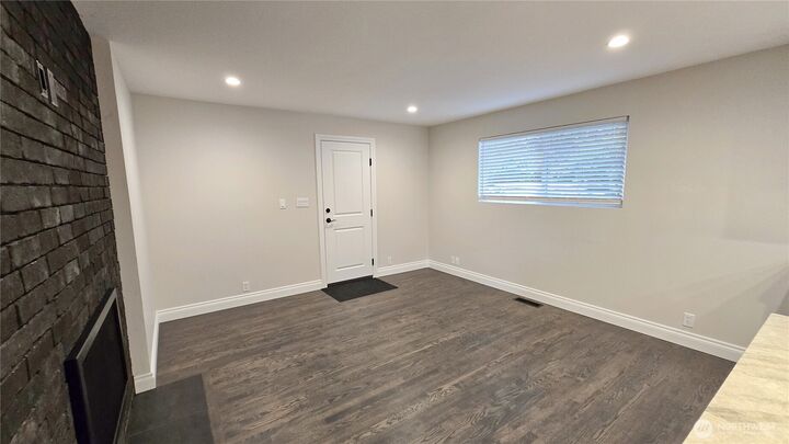 Property Photo:  1815  116th Avenue NE  WA 98004 