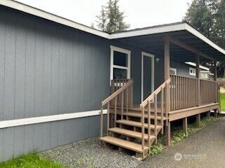 Property Photo:  175 NE  Camelot Drive 175  WA 98311 