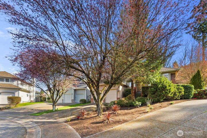 Property Photo:  8218  126th Place SE  WA 98056 