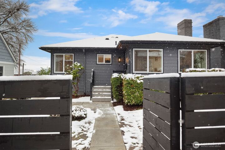 Property Photo: 4815 15th Avenue S WA 98108