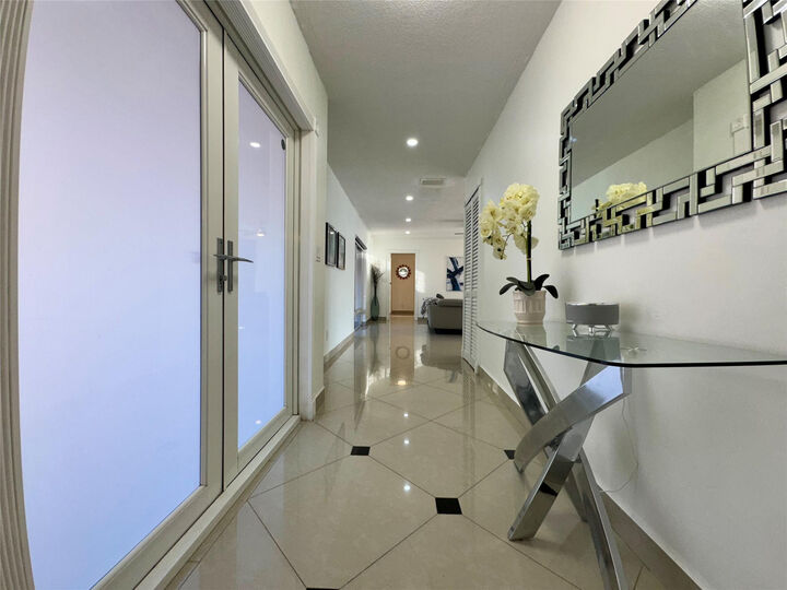 Property Photo:  481 W Tropical Way  FL 33317 