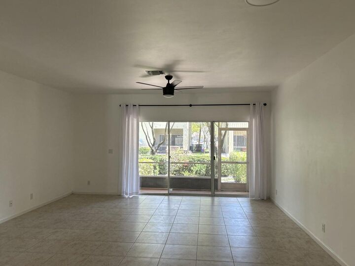 Property Photo:  6974 Oak Bridge Lane  FL 33467 