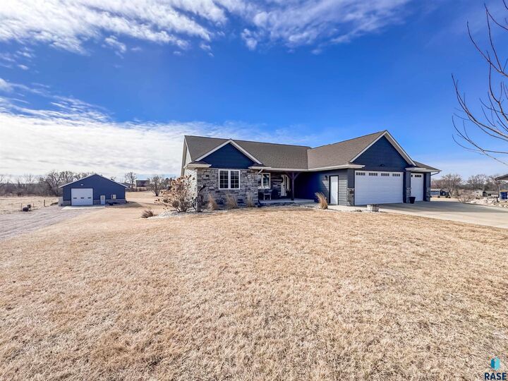 Property Photo:  25785 Frederick Cir  SD 57055 