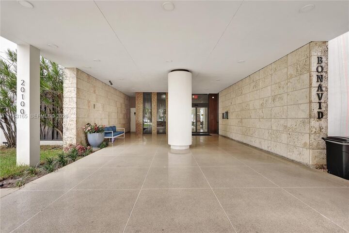 Property Photo: 20100 W Country Club Dr 1003 FL 33180