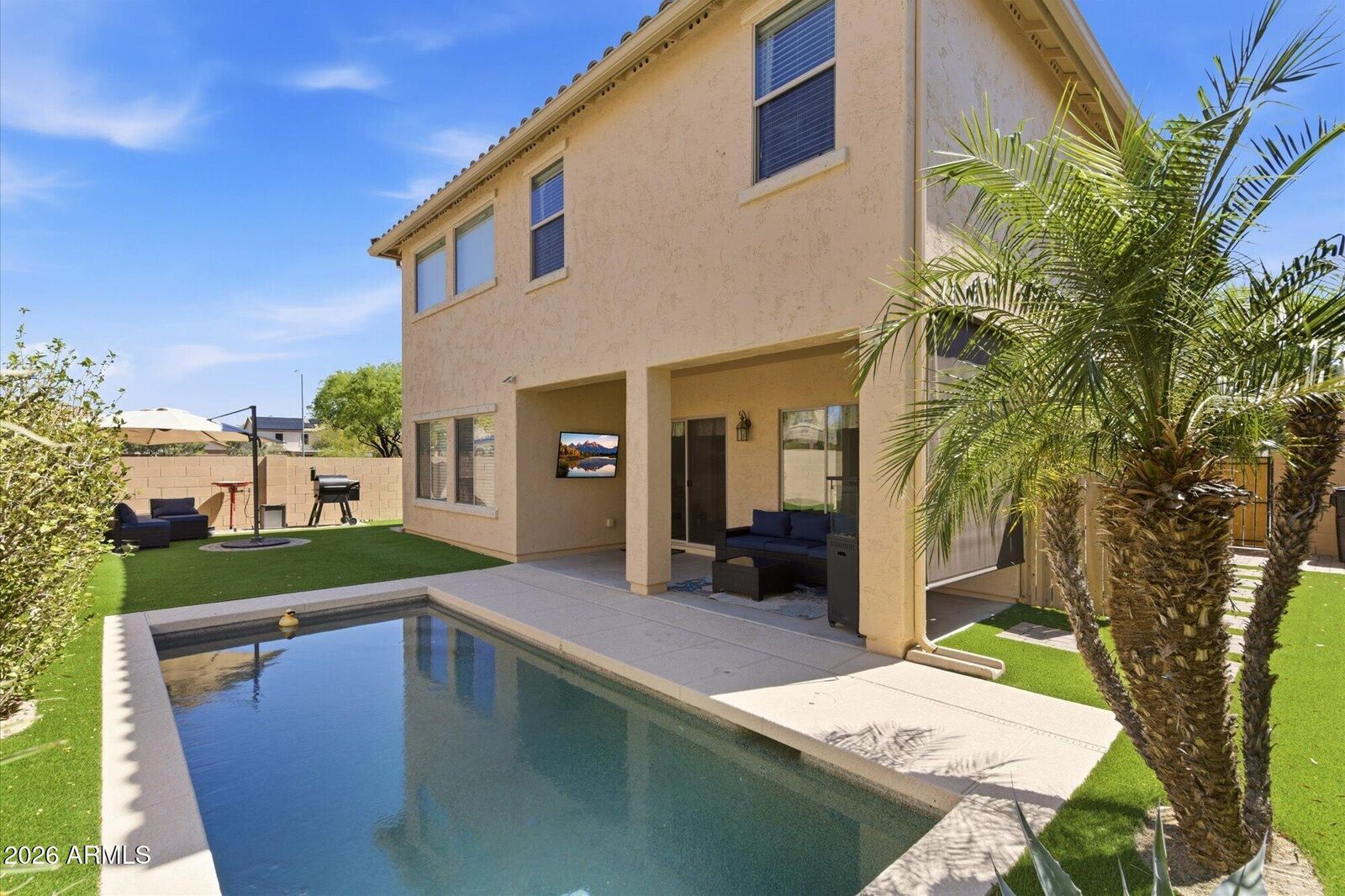Property Photo: 2518 W Desert Vista Trail AZ 85085