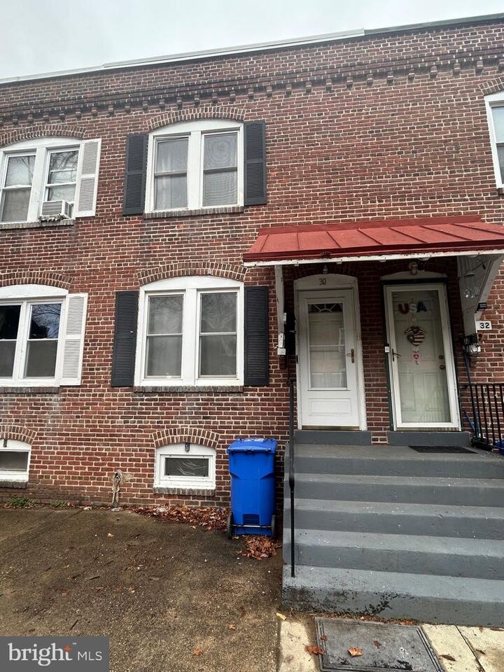 Property Photo:  30 Amboy Avenue  NJ 08554 