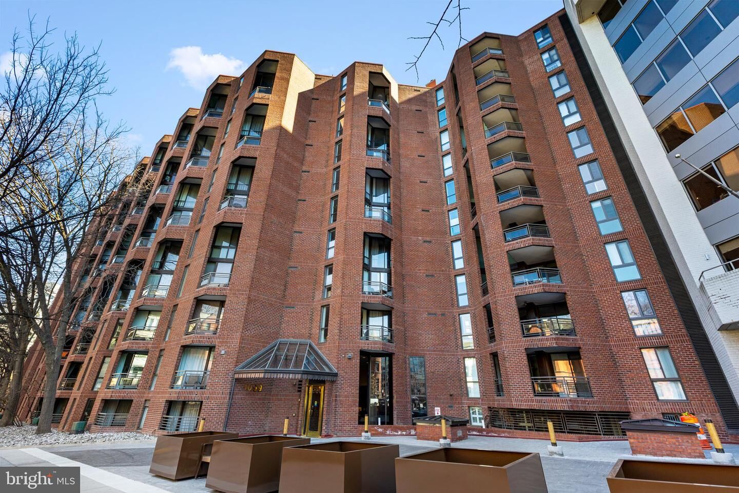 Property Photo:  1099 22nd Street NW 807  DC 20037 