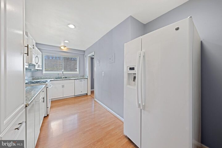 Property Photo:  10620 Weymouth Street 1  MD 20814 