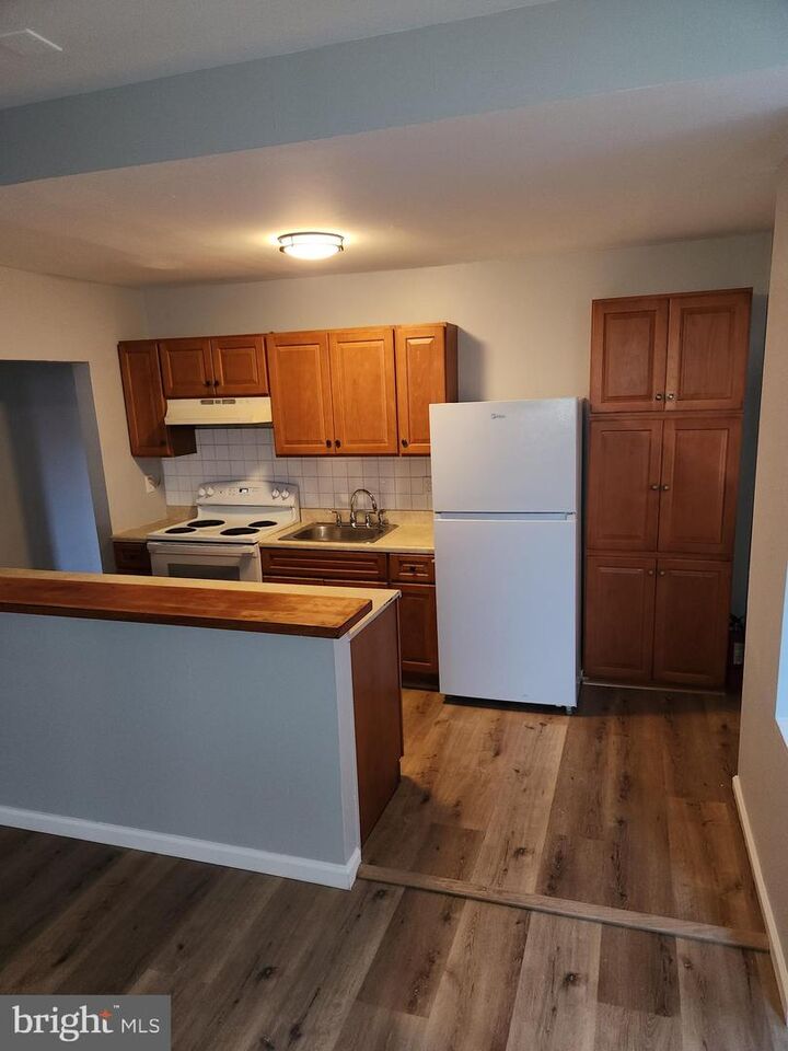 Property Photo:  5025 Penn Street 1  PA 19124 