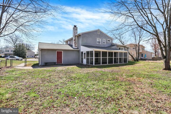 Property Photo:  18 Lawnside Drive  NJ 08648 