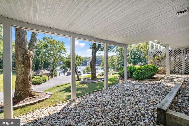 Property Photo: 253 Milthorn Court MD 21140