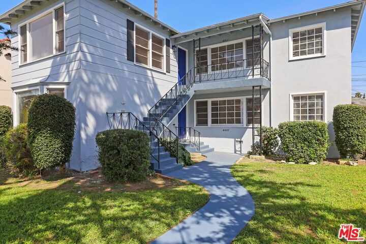 Property Photo: 4411 Victoria Park Dr CA 90019