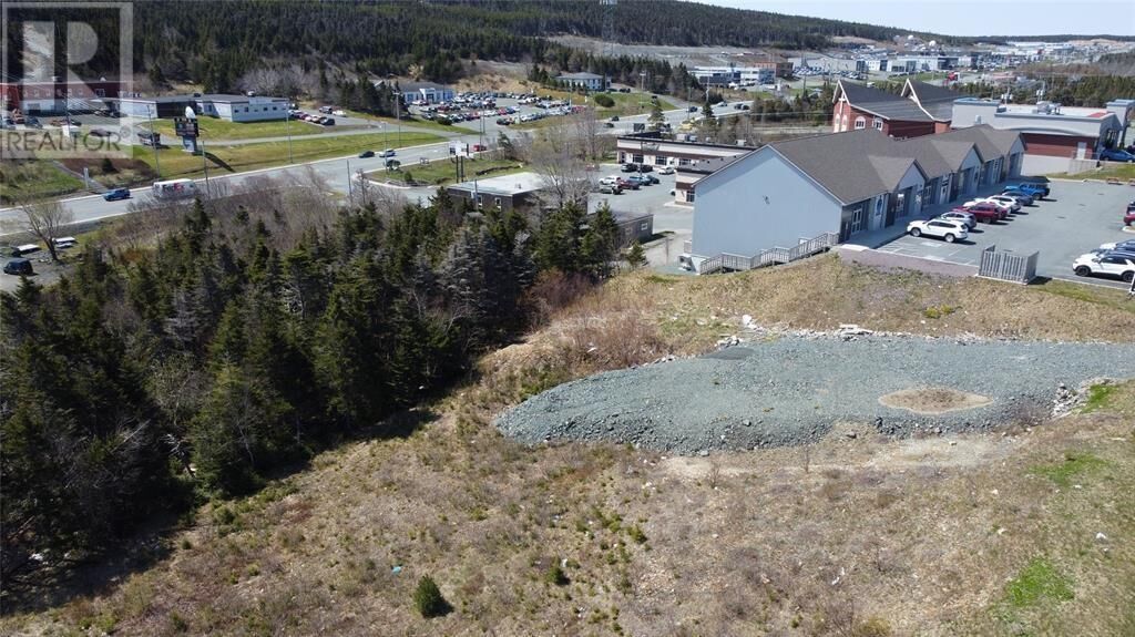 Property Photo:  33 Kiwanis Street  NL A1B 0S1 