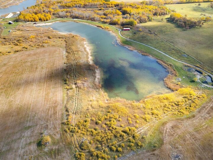 Property Photo:  26078 Rd 11 N Road  MB R0A 1P0 